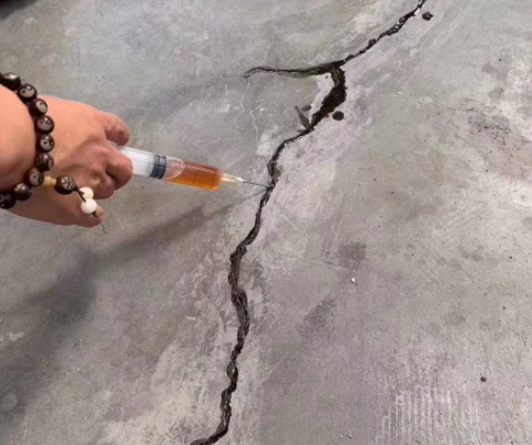 容县混凝土裂缝修补技术详解​